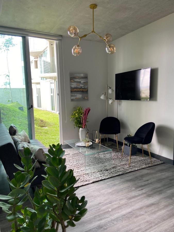 Comodo Y Elegante Apartamento En Fabuloso Condo! San Jose  Luaran gambar