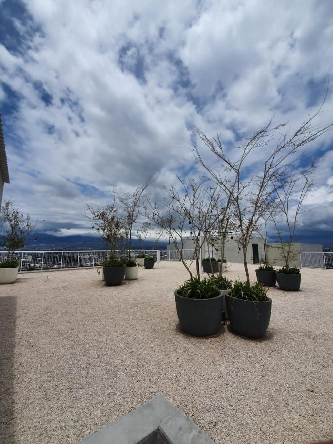 Comodo Y Elegante Apartamento En Fabuloso Condo! San Jose  Luaran gambar